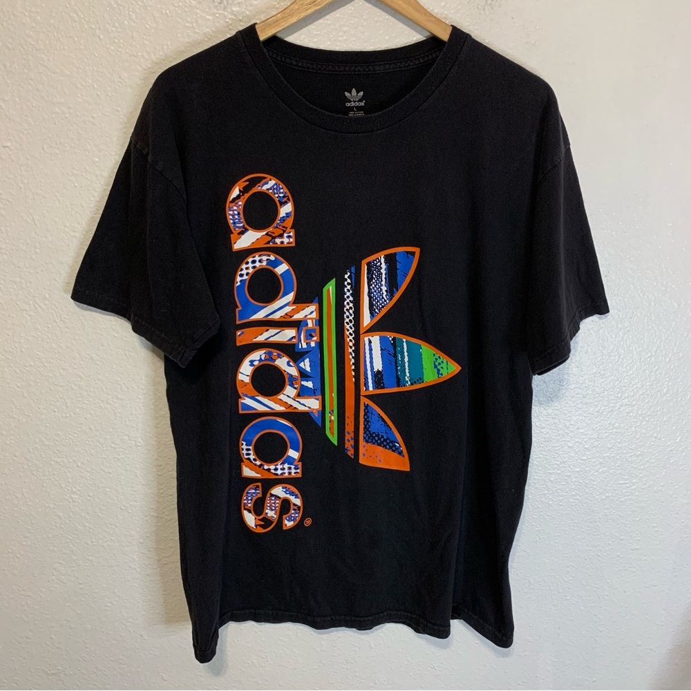Adidas Short sleeve Graphic tee t-shirt Men’s size Large
